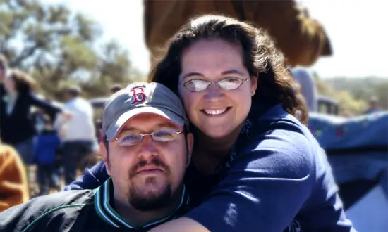 Joey and Melissa together - the original photo